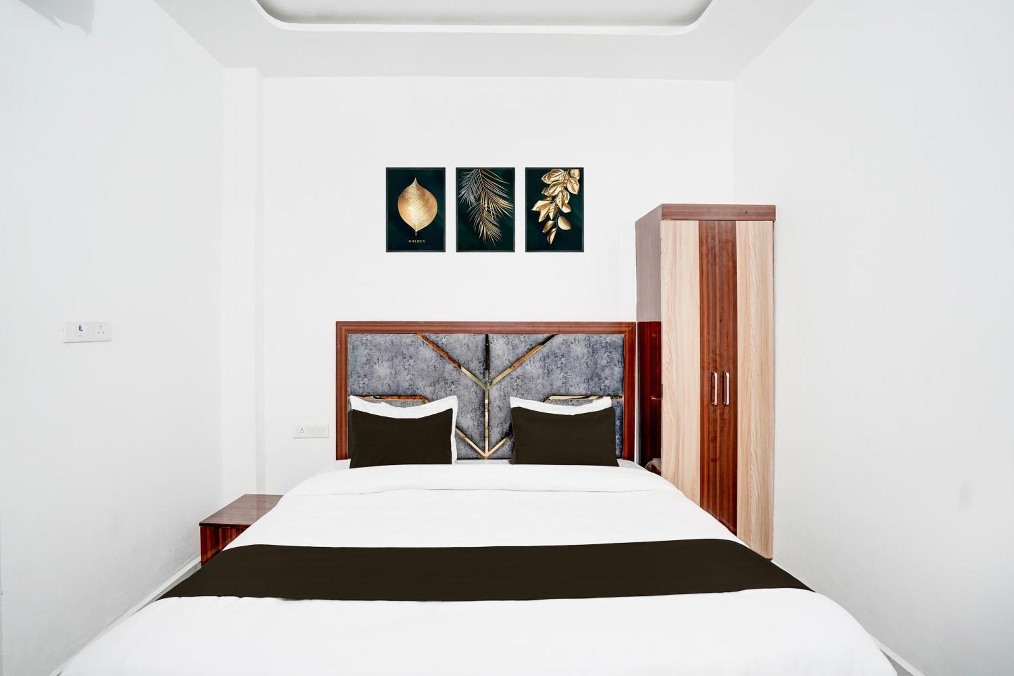 Hotel O Samrat Inn Allāhābād Junction Zewnętrze zdjęcie